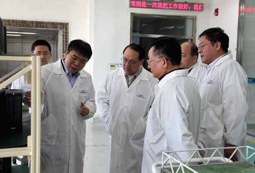 2012-10-18國務院國有重點大型企業(yè)監(jiān)事會主席李志群到公司檢查指導工作1.doc(張滿振)+007-1.